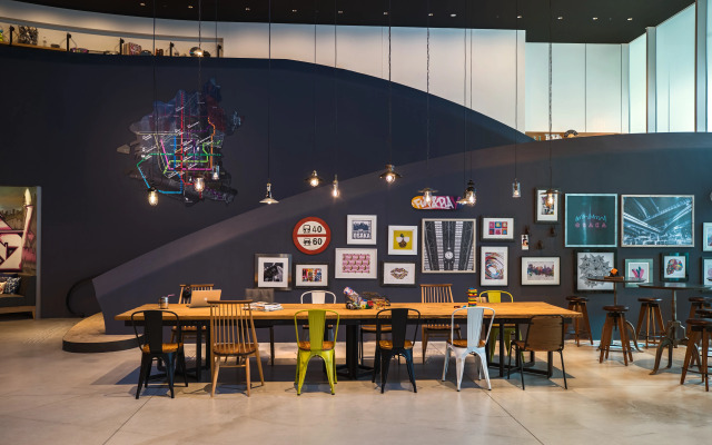 Moxy Osaka Honmachi