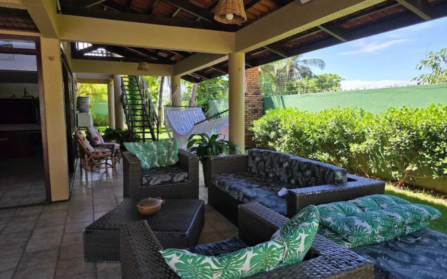 Kite And Dreaming Hotel