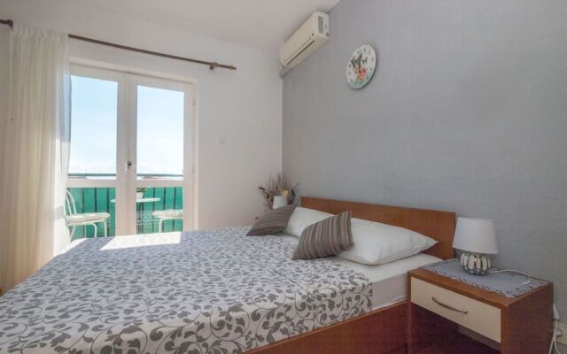 Apartments Tolj