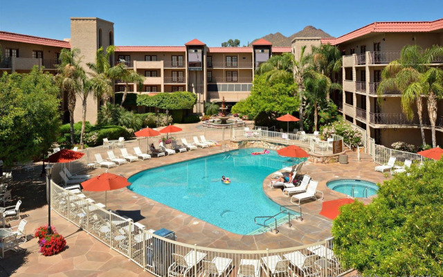 Embassy Suites by Hilton Scottsdale Resort