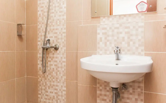 Homey And Simply Studio Room At Enviro Apartment