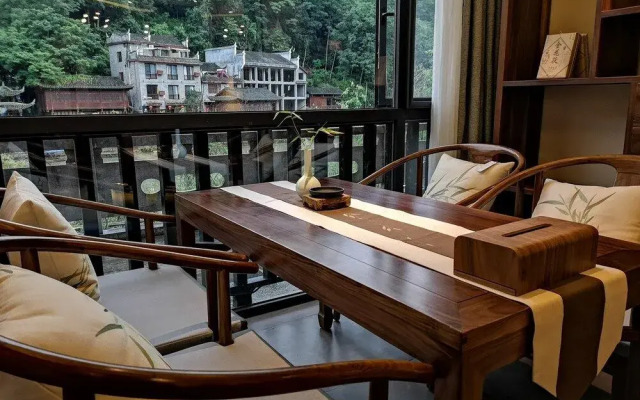 Pu Shu Man Jiang Jing Holiday Residence