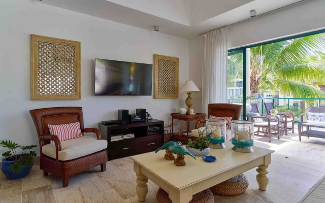 3BR Sublime Essence Beachfront Jaccuzi BBQ