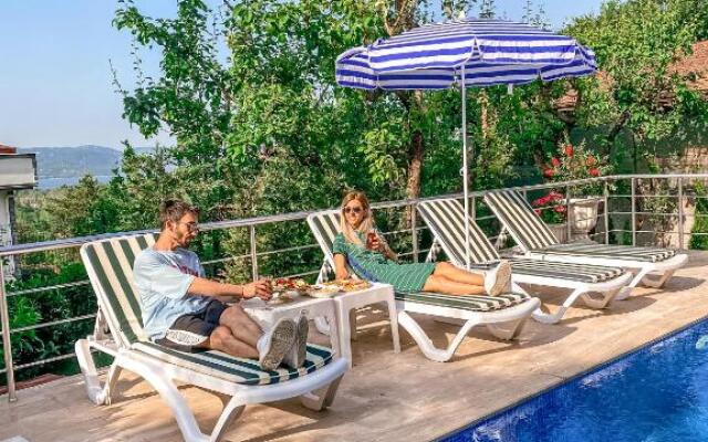 Havuzlu Mustakil Lüx Villa Doğa SAPANCA 150 MT2
