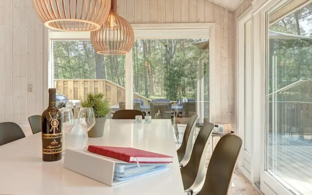 Luxury Retreat Near Beach