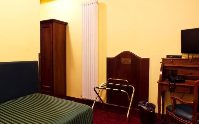 Quality Comfort Rooms