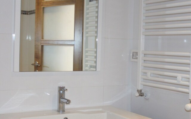 Apartment With 2 Rooms in Sousse, With Wonderful sea View, Balcony and