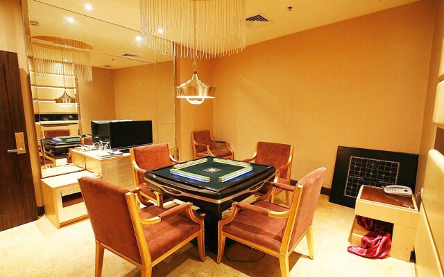 Sky House Business Hotel