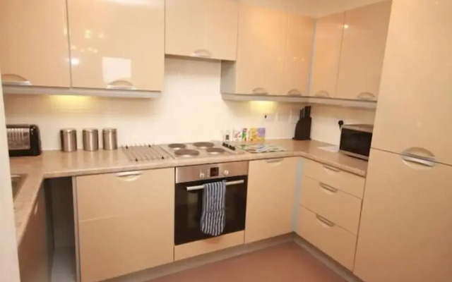 Signet Apartments - The Triangle