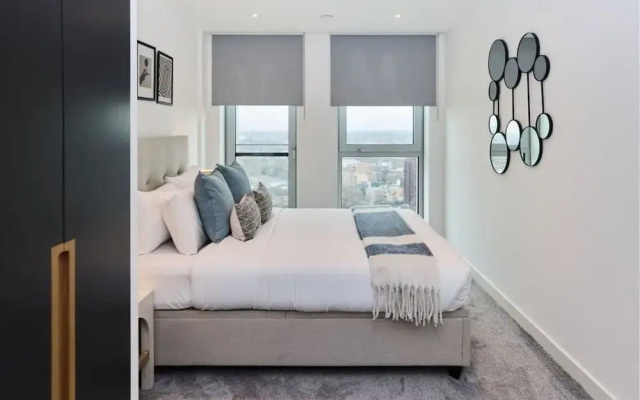 The Southwark Heights -modern 3-bedroom Flat With City Views