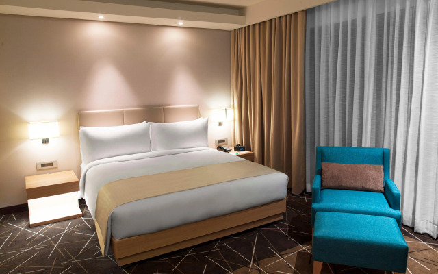 Holiday Inn Chennai OMR IT Expressway by IHG