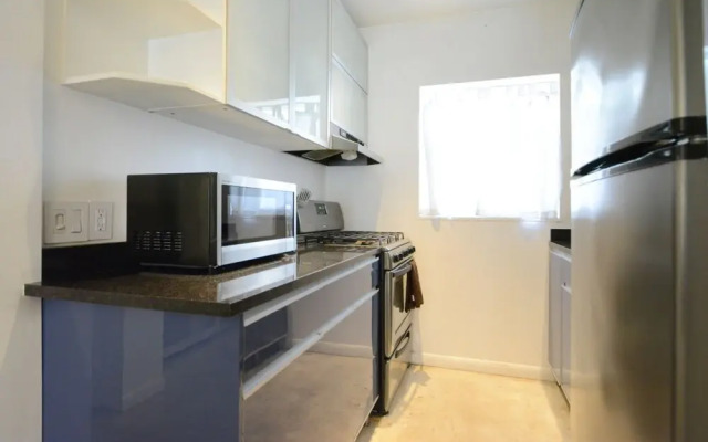 Art Deco Studio Apartments