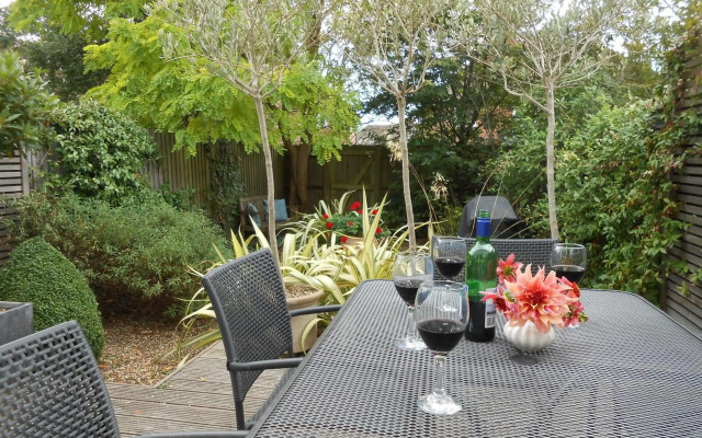 Sunnybank House in North Epsom