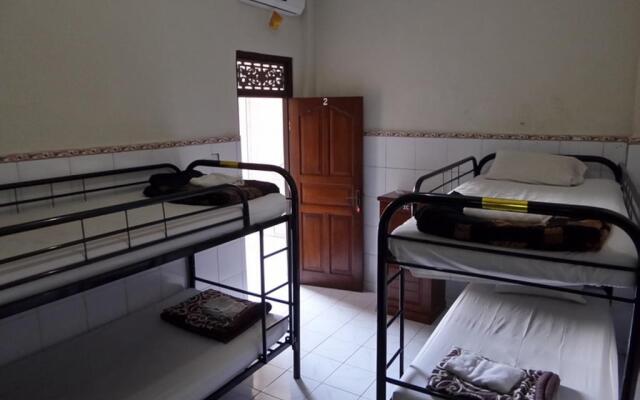 Gong Corner Guesthouse 2 - Hostel