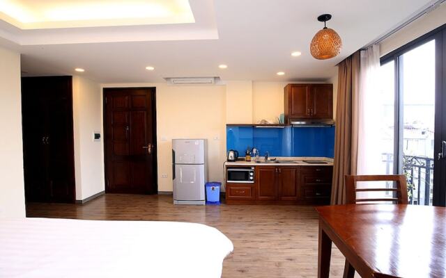 A Rich Stay Westlake 4B6-TH