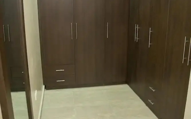Gloriana Apartments