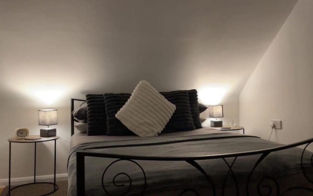 Stunning 1-bed Apartment in the Heart of Ludlow