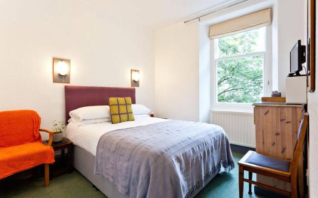 Lyndhurst Guest House
