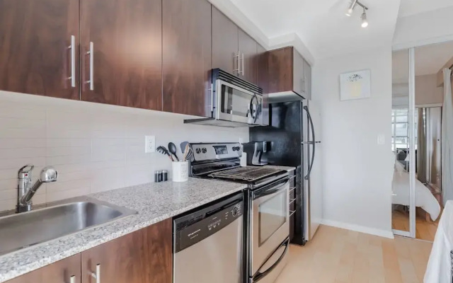Premier Financial District Suites