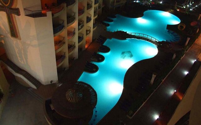 Sphinx Aqua Park Beach Resort