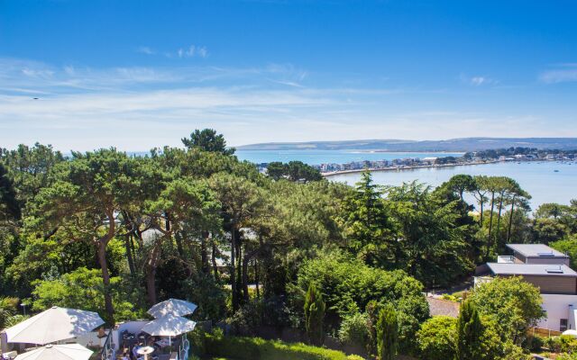 Harbour Heights Hotel