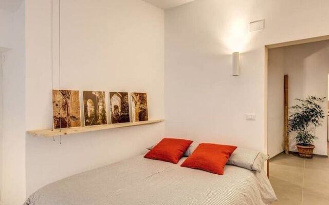 Trastevere budget studio