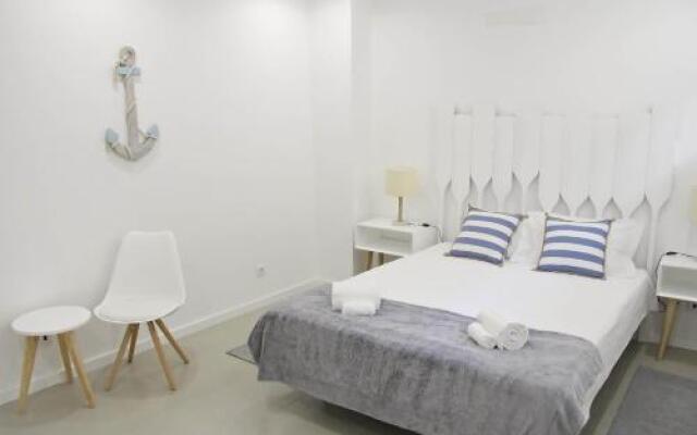 Cais Waterfront Holiday Apartments