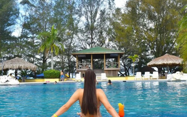 La Ensenada Beach Resort - All Inclusive
