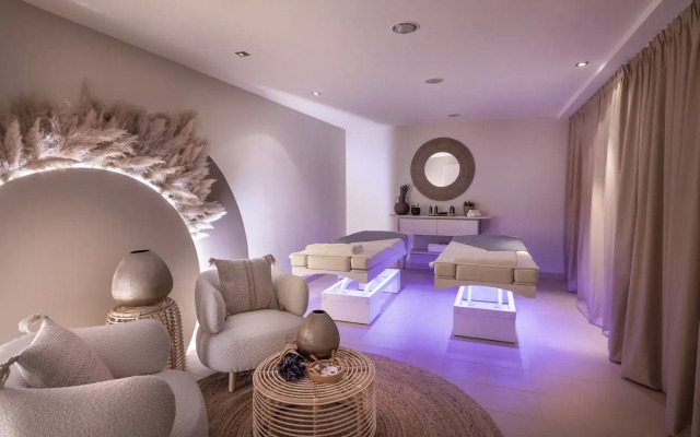 Valamar Lacroma Hotel