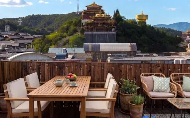 Yumwarm Villa Intelligent Oxygen-Enriched Designer Boutique Stay (Dukezong Ancient City) – Outside – Shangri-La