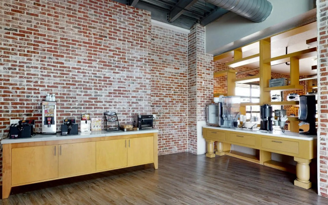 Aggieland Boutique Hotel