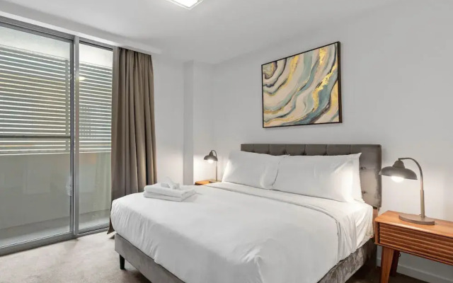 Cirque Apartments