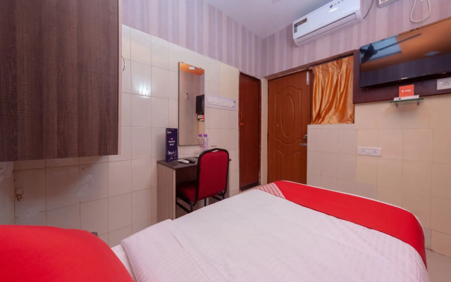 OYO 16596 Akash Inn Elite