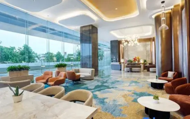 Somerset Queen City Semarang