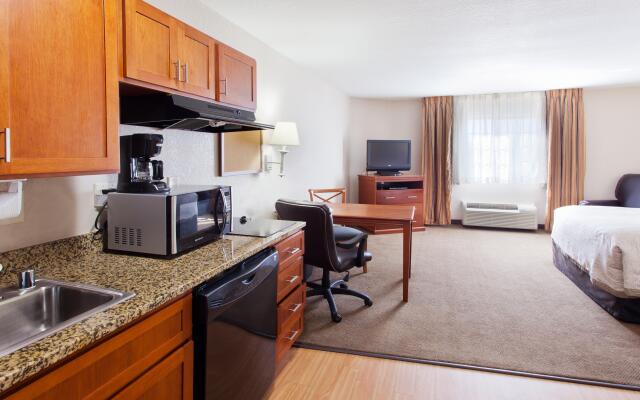 Candlewood Suites Lexington, an IHG Hotel