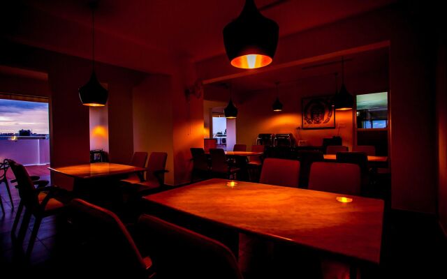 Northern Suites E Block