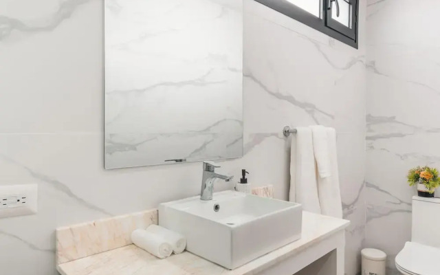 Serene and Modern Apartment w Pool in Cap Cana