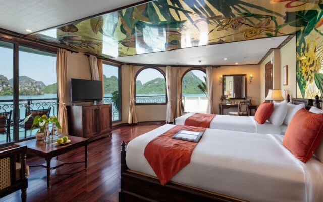 Indochine Lan Ha Bay