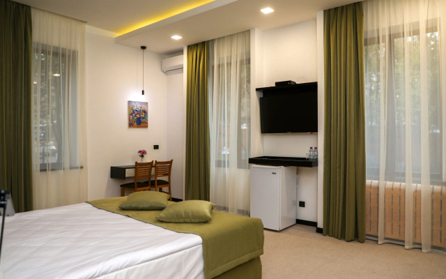 AnnaBella Boutique Hotel