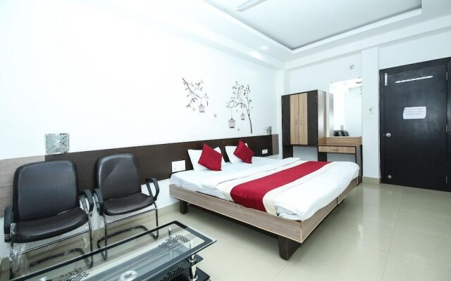 OYO 3603 White Pearl Hotel