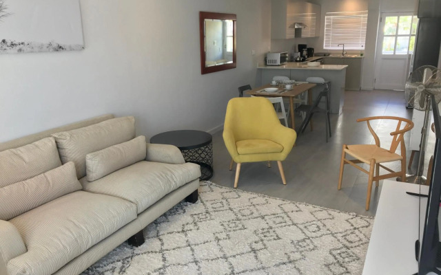 De Waterkant Piazza Apartments