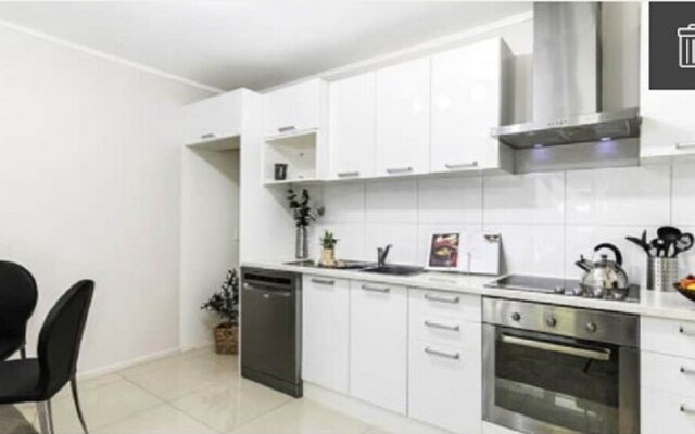 Charming Apartment max 15 Mins Close Airport Lagos