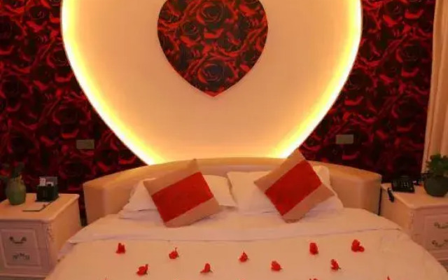 Binjiang Fashion Theme Hotel Huangshan Tunxi Old Street
