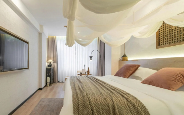 Yunfuli Yinsu Du Fu Thatched Cottage Business and Leisure B&B