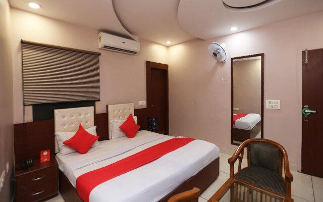 OYO 7831 Hotel King's