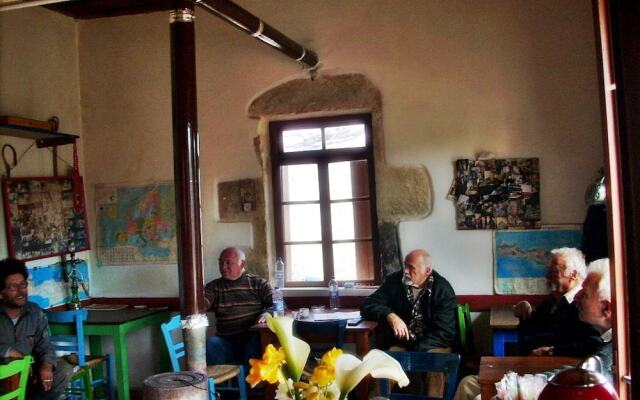 Dream 1 -traditional House With Pool To Share