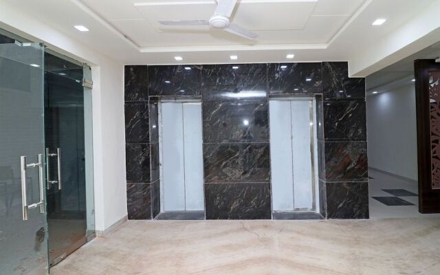 OYO 10213 Hotel Panache