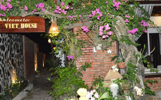 Viet House Homestay