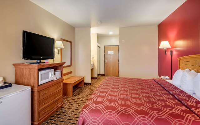 Econo Lodge Lubbock I-27