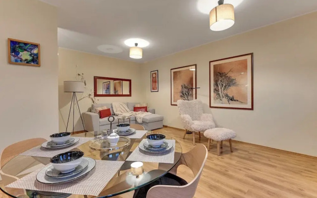 See Smile by Grand Apartments